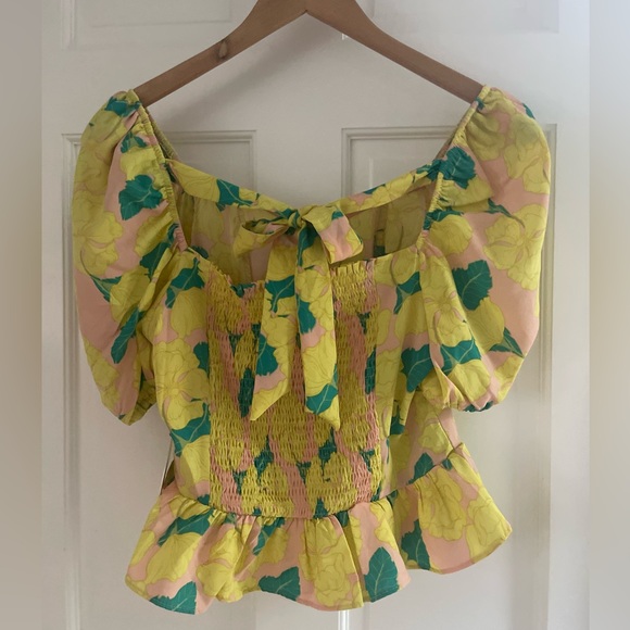 Blouse with bright pretty print - Picture 5 of 5